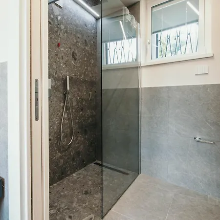 Gio Leo Casa de hóspedes Lesa